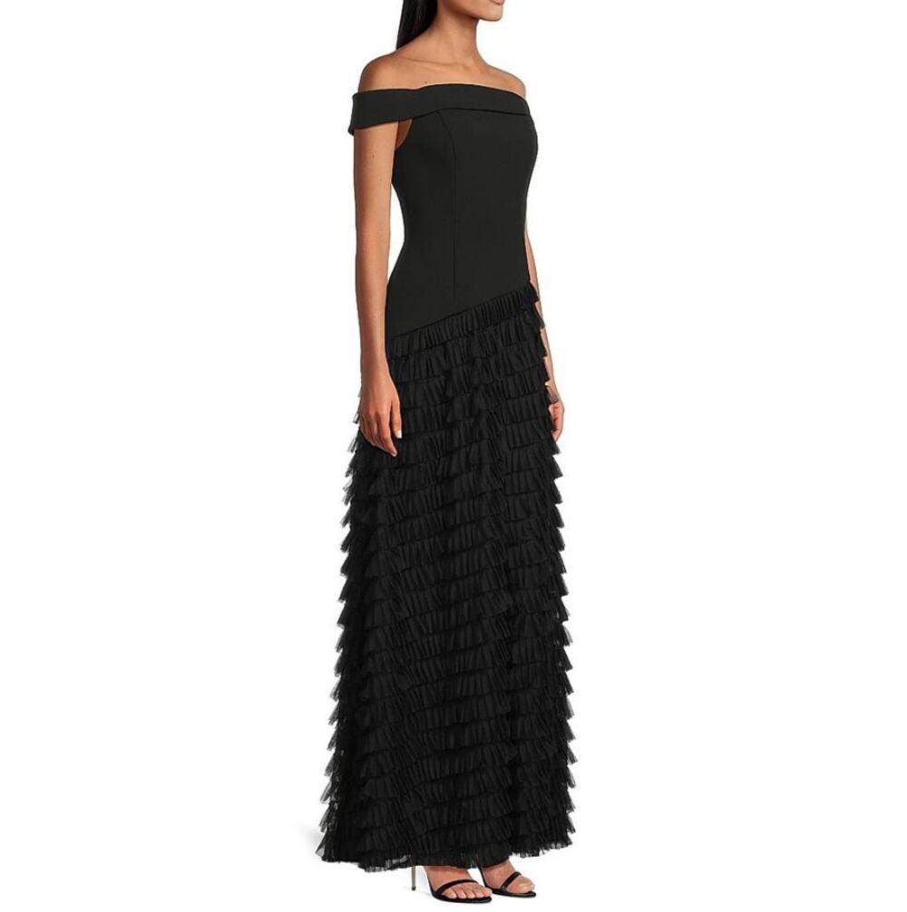 Aidan Mattox Women’s Black Off-The-Shoulder Tiered Gown Size 6